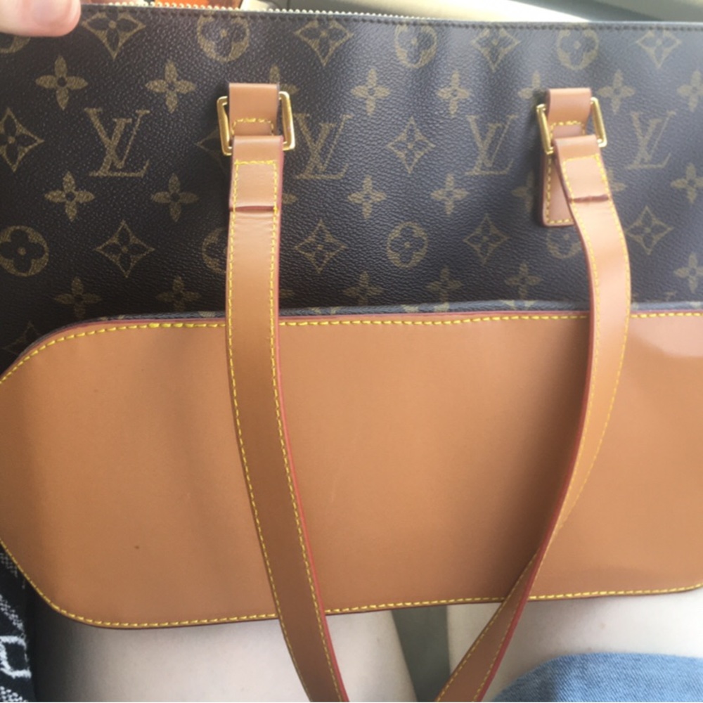 brown purse